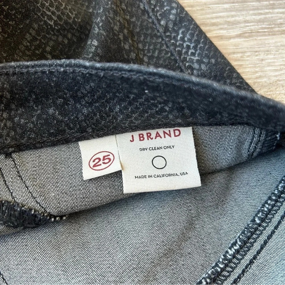 J Brand Snakeskin Matte Boa  Leggings - Picture 9 of 13